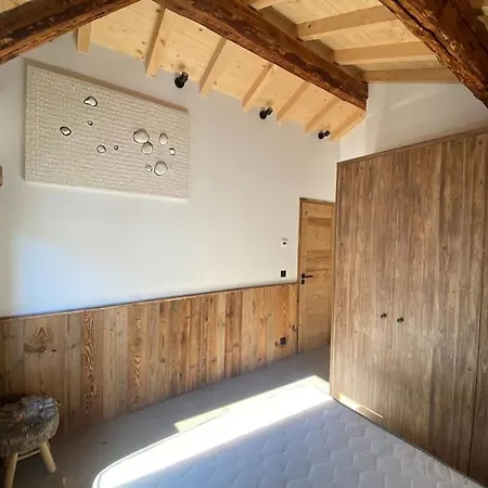 Duplex Centre *